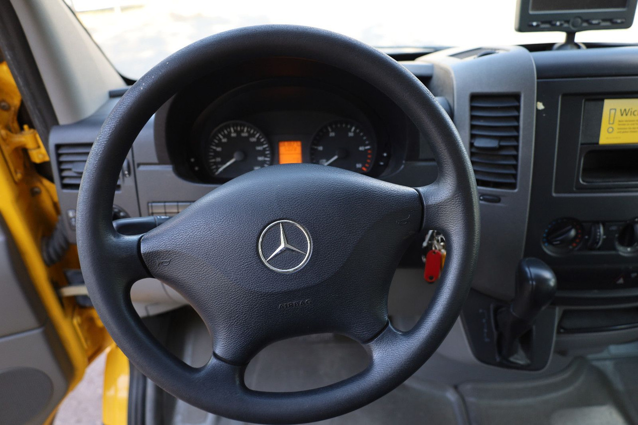 Mercedes-Benz Sprinter II Pritsche/ Koffer/Regalsystem - Tarbesõiduk furgoon: pilt 4 Mercedes-Benz Sprinter II Pritsche/ Koffer/Regalsystem - Tarbesõiduk furgoon: pilt 4