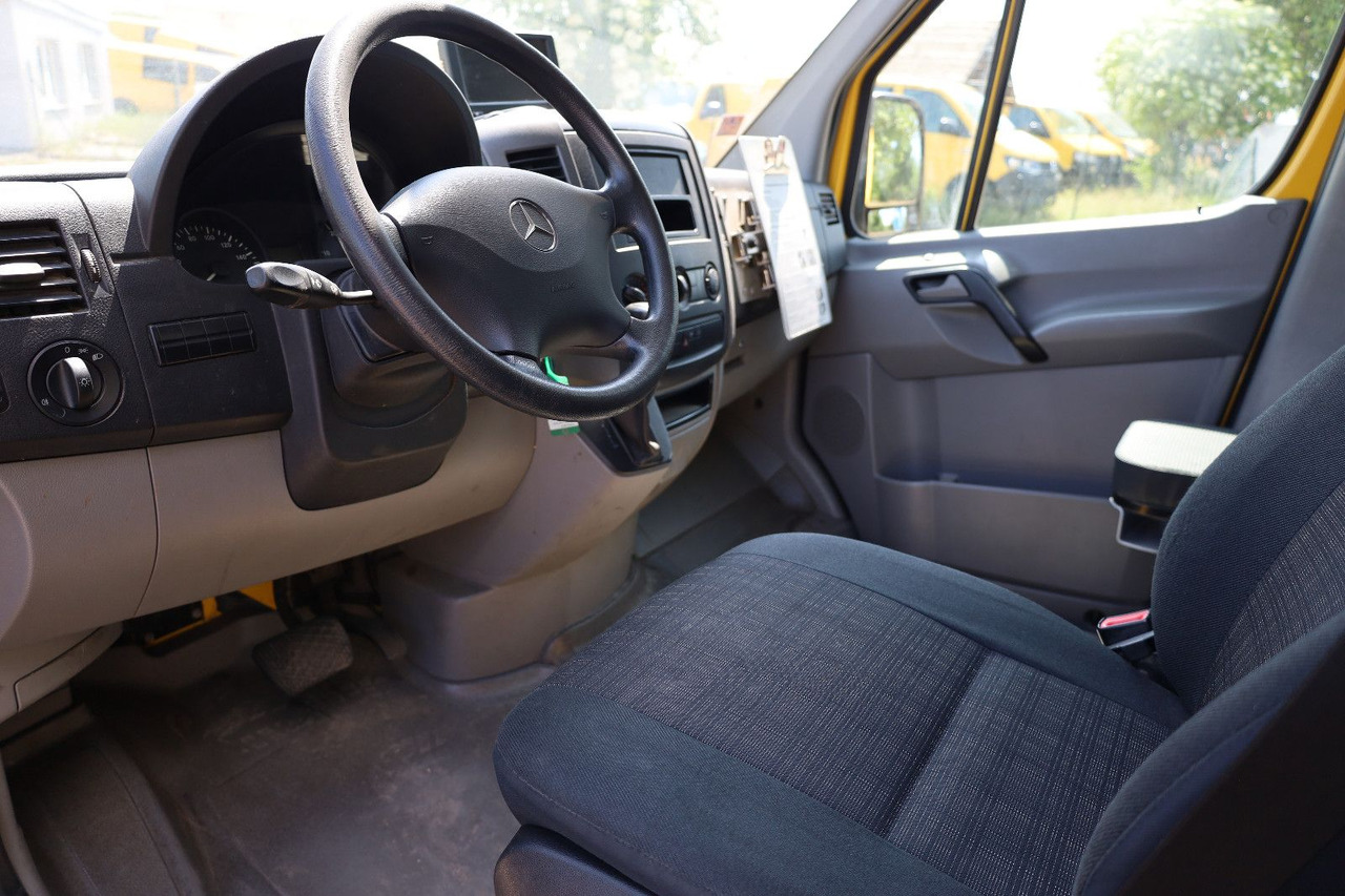 Mercedes-Benz Sprinter II Pritsche/ Koffer/Regalsystem - Tarbesõiduk furgoon: pilt 4 Mercedes-Benz Sprinter II Pritsche/ Koffer/Regalsystem - Tarbesõiduk furgoon: pilt 4