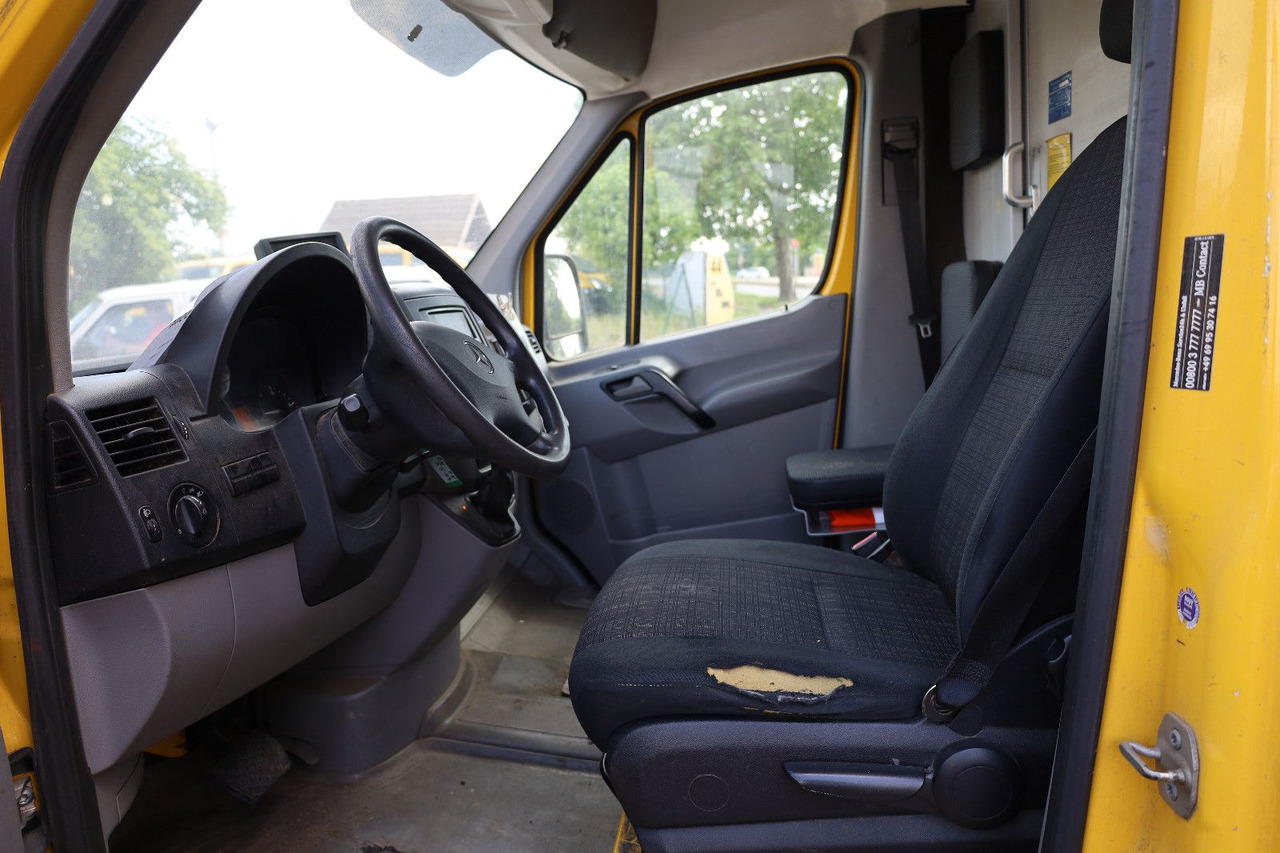 Mercedes-Benz Sprinter II Pritsche/ Koffer/Regalsystem - Tarbesõiduk furgoon: pilt 3 Mercedes-Benz Sprinter II Pritsche/ Koffer/Regalsystem - Tarbesõiduk furgoon: pilt 3
