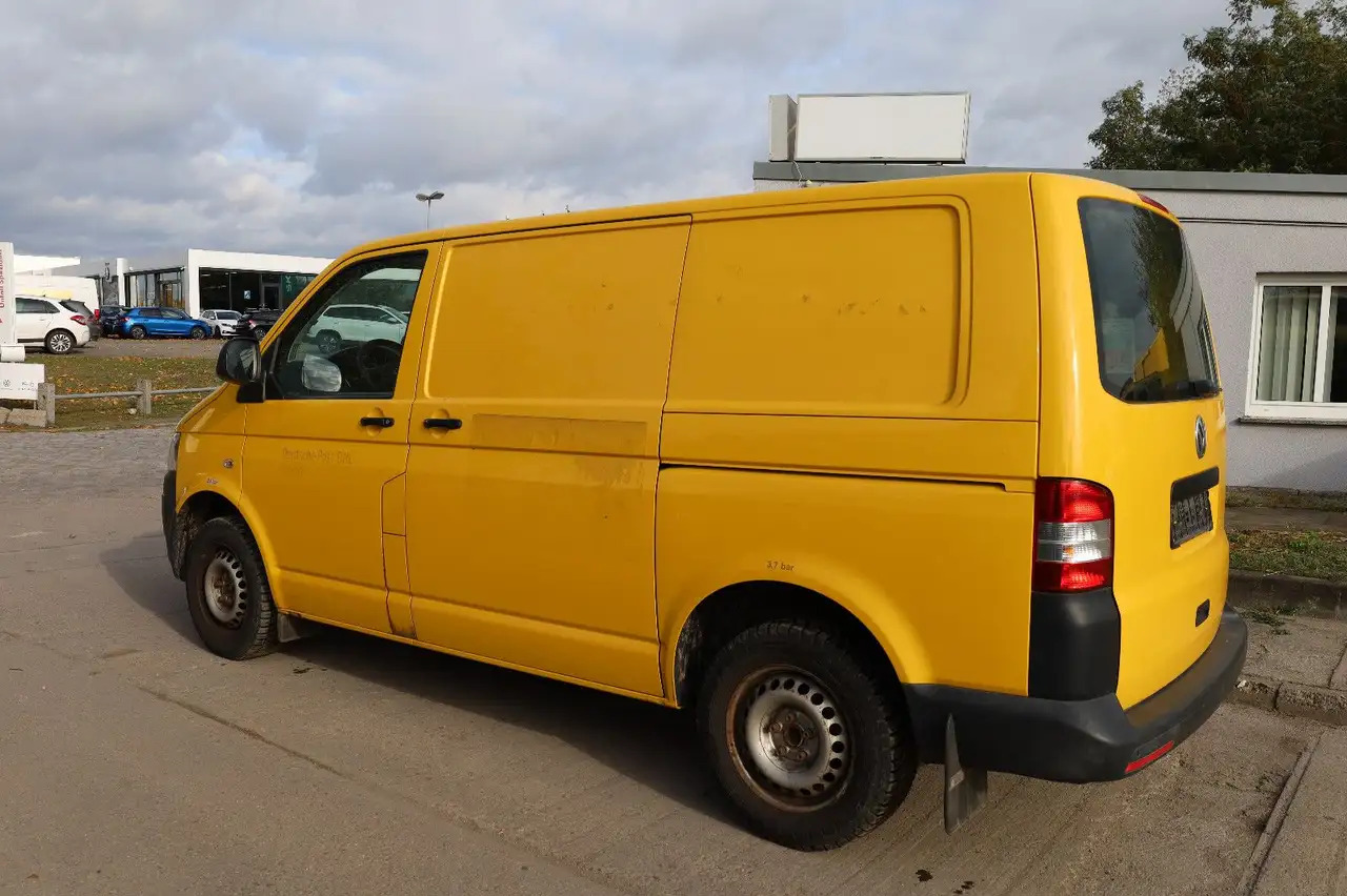 Volkswagen T5 Transporter/ 2.0 TDI/EU5/1.Hand - Kaubik: pilt 5 Volkswagen T5 Transporter/ 2.0 TDI/EU5/1.Hand - Kaubik: pilt 5