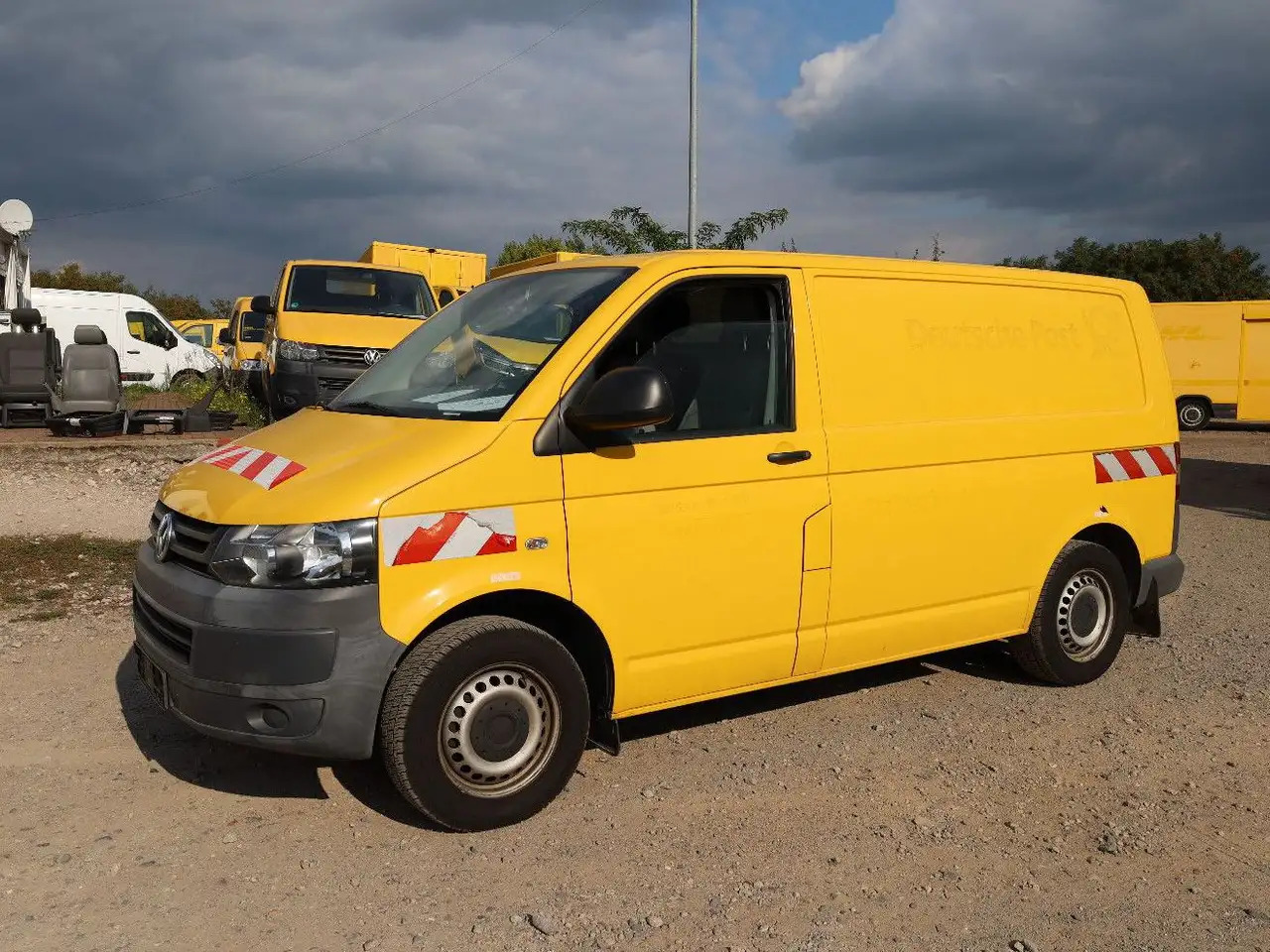 Volkswagen T5 Transporter/ 2.0 TDI/EU5/Werkstattfahrzeug - Kaubik: pilt 2 Volkswagen T5 Transporter/ 2.0 TDI/EU5/Werkstattfahrzeug - Kaubik: pilt 2