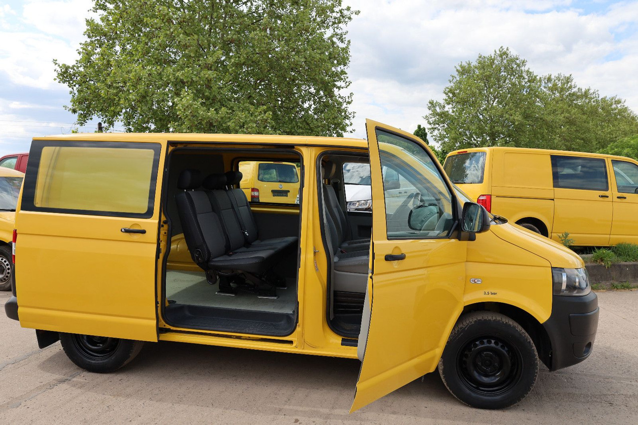 Volkswagen T5 Transporter Kasten-Kombi 2.0 TDI/EU5/5-Sitze - Mikrobuss: pilt 1 Volkswagen T5 Transporter Kasten-Kombi 2.0 TDI/EU5/5-Sitze - Mikrobuss: pilt 1