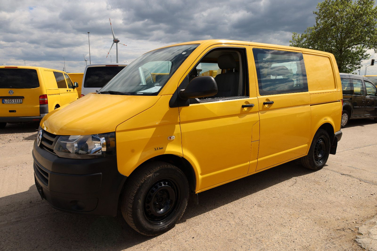 Volkswagen T5 Transporter Kasten-Kombi 2.0 TDI/EU5/5-Sitze - Mikrobuss: pilt 4 Volkswagen T5 Transporter Kasten-Kombi 2.0 TDI/EU5/5-Sitze - Mikrobuss: pilt 4
