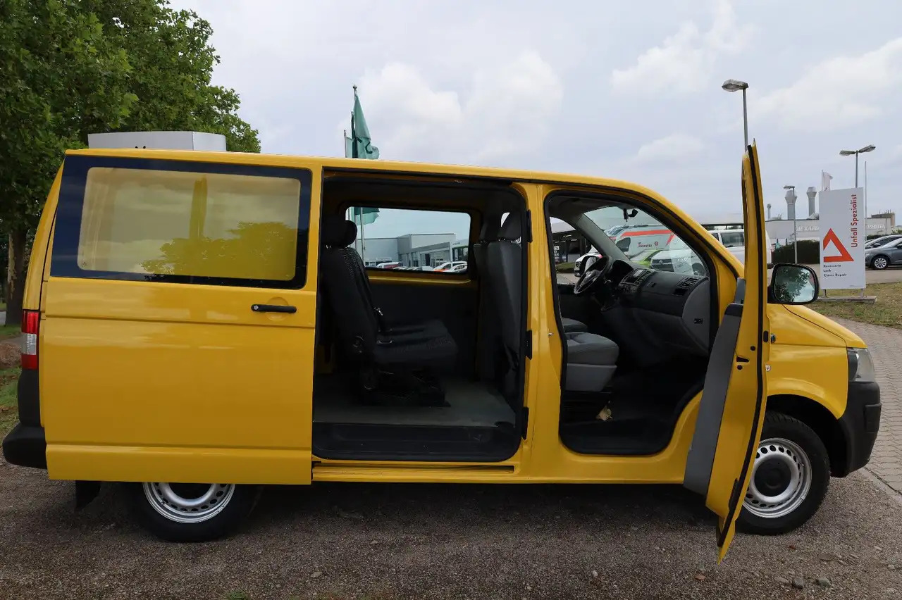 Volkswagen T5 Transporter Kasten-Kombi 2.0 TDI/EU5/5-Sitze - Meeskonnaauto: pilt 1 Volkswagen T5 Transporter Kasten-Kombi 2.0 TDI/EU5/5-Sitze - Meeskonnaauto: pilt 1