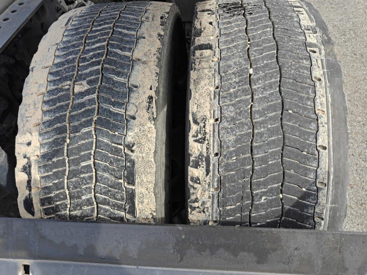 IVECO Stralis AS440S46T/PLNG Intarder Klima Luftfeder ZV - Sadulveok: pilt 2 IVECO Stralis AS440S46T/PLNG Intarder Klima Luftfeder ZV - Sadulveok: pilt 2