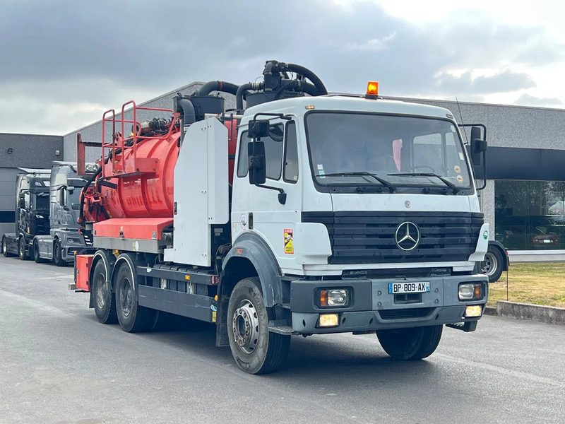 Mercedes-Benz SK 2631 6x4 full steel/Lames****170.000km**** working perfectly*** - Vaakumveok: pilt 1 Mercedes-Benz SK 2631 6x4 full steel/Lames****170.000km**** working perfectly*** - Vaakumveok: pilt 1