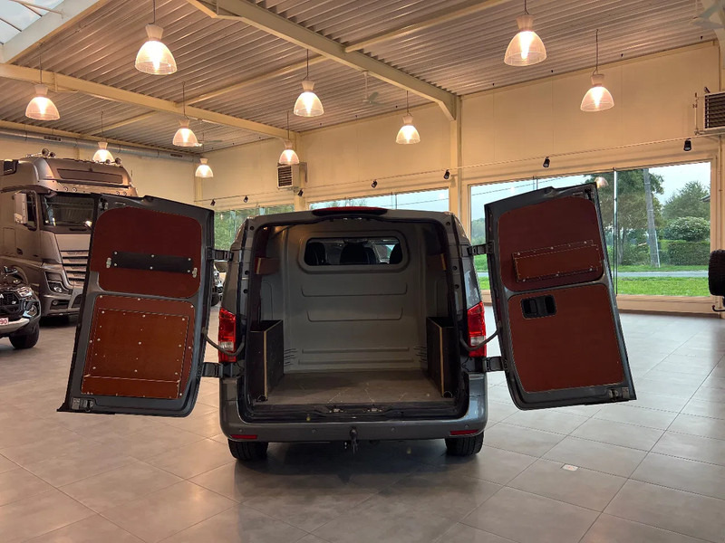 Mercedes-Benz Vito 119 4x4*4-MATIC*6 Seats*TOP CONDITIE* - Kaubik, Meeskonnaauto: pilt 4 Mercedes-Benz Vito 119 4x4*4-MATIC*6 Seats*TOP CONDITIE* - Kaubik, Meeskonnaauto: pilt 4