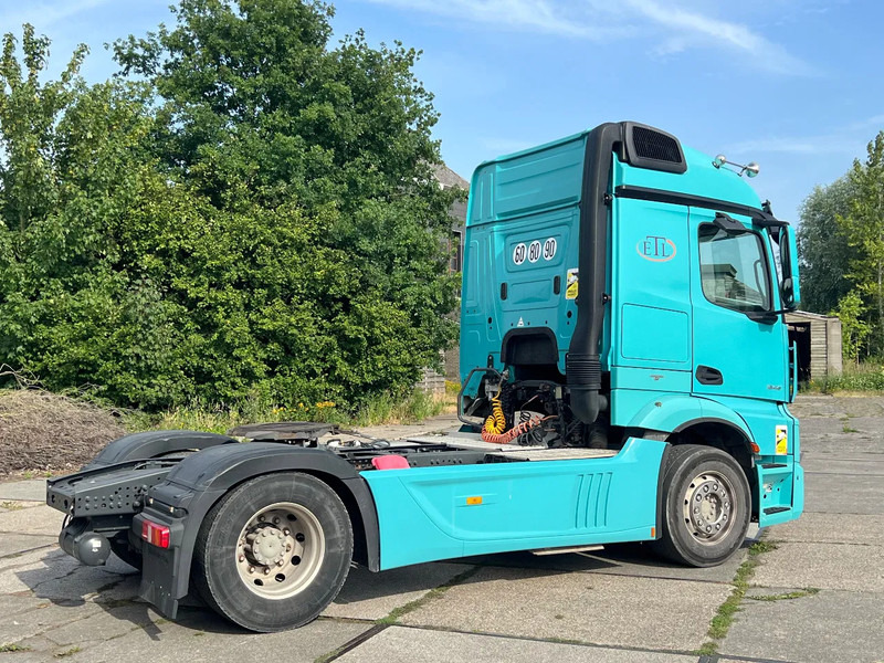 Mercedes-Benz Actros 1845 ADR FL-AT-OX***635000km***Actros 1845 - Sadulveok: pilt 2 Mercedes-Benz Actros 1845 ADR FL-AT-OX***635000km***Actros 1845 - Sadulveok: pilt 2