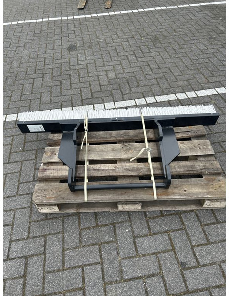 Tobroco Veegborstel 150 cm Giant aanspan - Hari - Ehitusmasinad: pilt 2 Tobroco Veegborstel 150 cm Giant aanspan - Hari - Ehitusmasinad: pilt 2