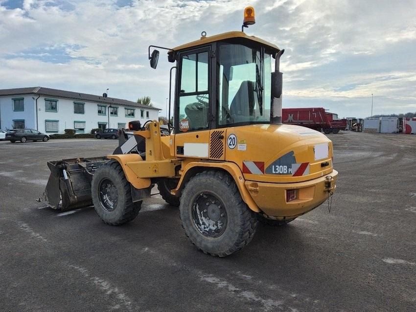 Volvo L 30 B-Z/K incl. 3-1-shovel and pal.-fork - Rataslaadur: pilt 2 Volvo L 30 B-Z/K incl. 3-1-shovel and pal.-fork - Rataslaadur: pilt 2