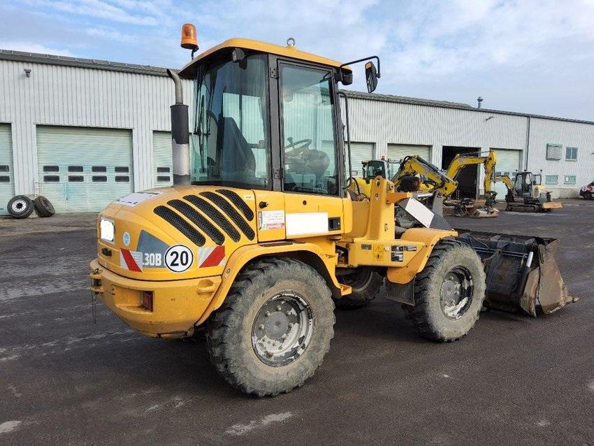 Volvo L 30 B-Z/K incl. 3-1-shovel and pal.-fork - Rataslaadur: pilt 3 Volvo L 30 B-Z/K incl. 3-1-shovel and pal.-fork - Rataslaadur: pilt 3