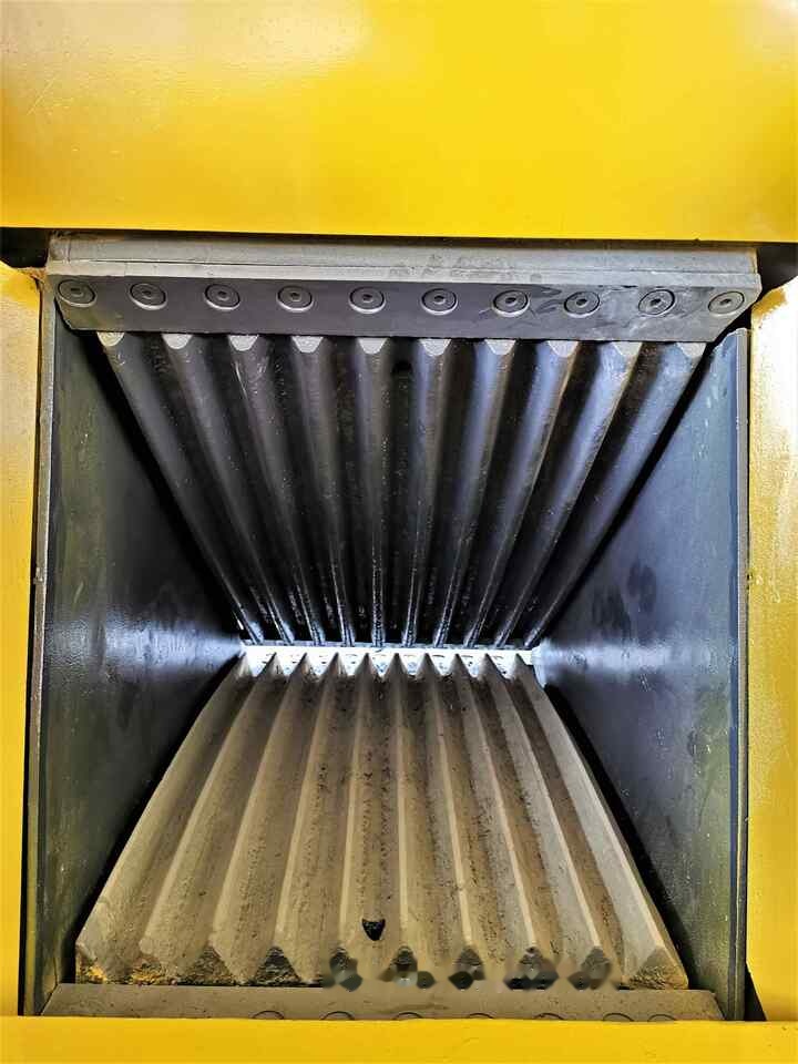AME Crusher Bucket (MCB 40) - Kopp - Ekskavaator: pilt 5 AME Crusher Bucket (MCB 40) - Kopp - Ekskavaator: pilt 5