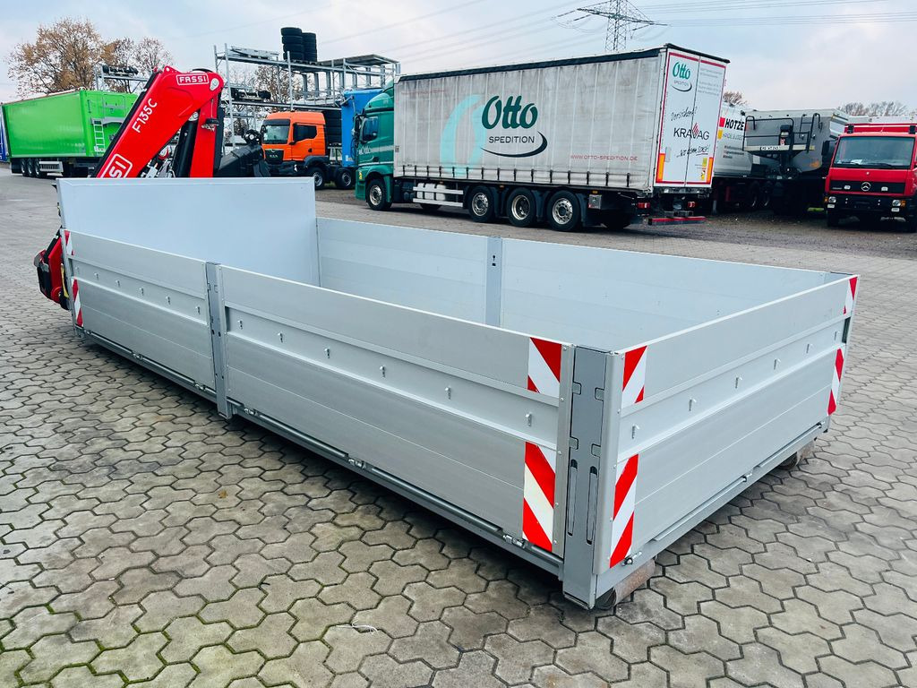 Abrollcontainer Container Kran Fassi F135 - Konteinerveduk/ Tõstukiga poolhaagis: pilt 4 Abrollcontainer Container Kran Fassi F135 - Konteinerveduk/ Tõstukiga poolhaagis: pilt 4