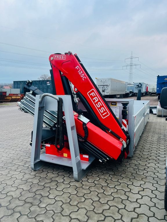Abrollcontainer Container Kran Fassi F135 - Konteinerveduk/ Tõstukiga poolhaagis: pilt 2 Abrollcontainer Container Kran Fassi F135 - Konteinerveduk/ Tõstukiga poolhaagis: pilt 2