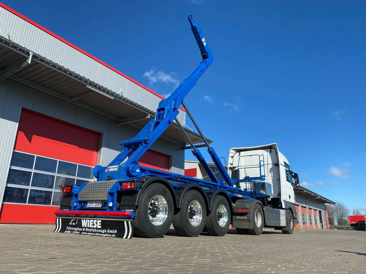 Auflieger Abrollkipper Hakenlift Agrarausführung - Konteinerveduk/ Tõstukiga poolhaagis: pilt 2 Auflieger Abrollkipper Hakenlift Agrarausführung - Konteinerveduk/ Tõstukiga poolhaagis: pilt 2