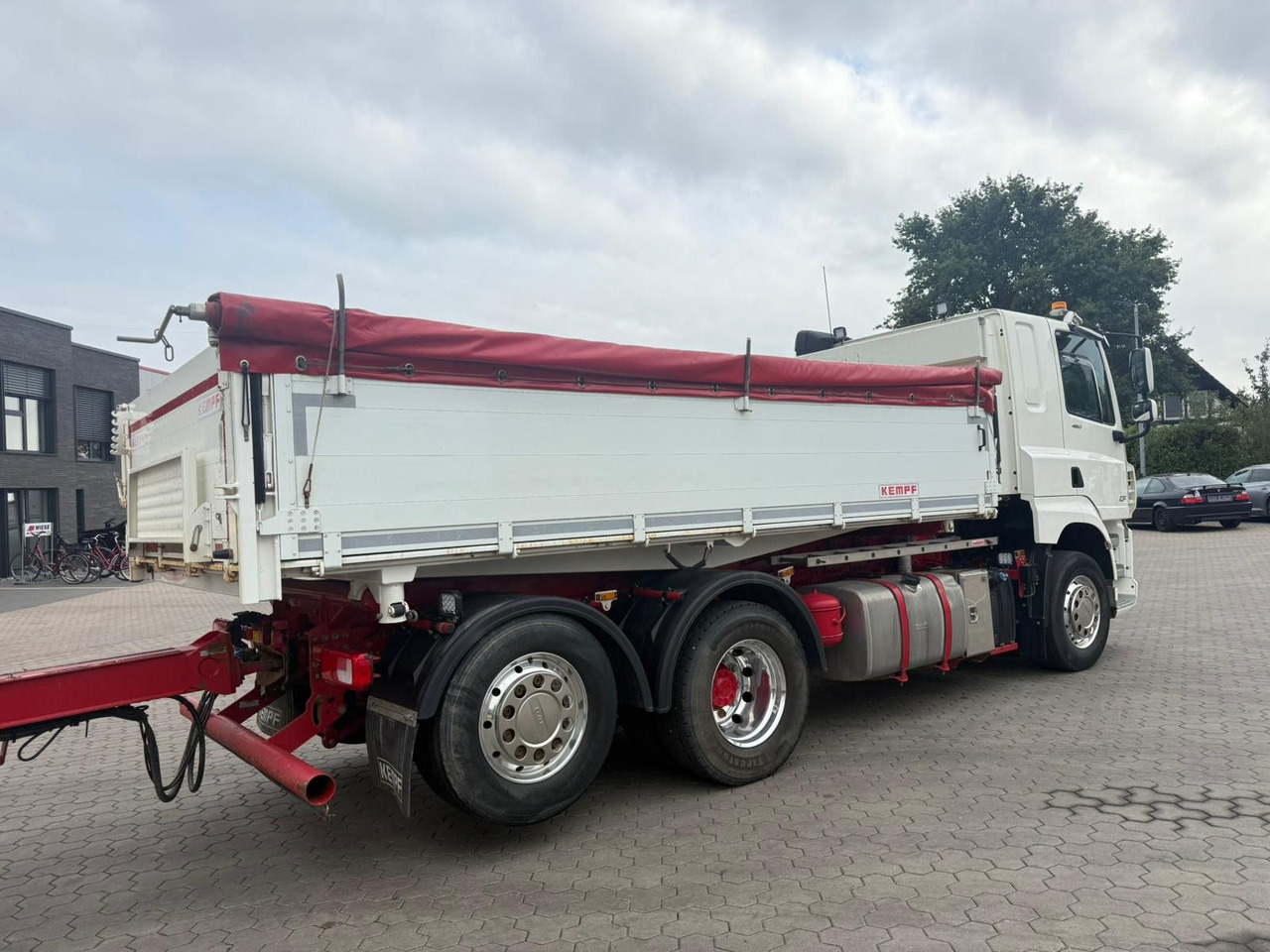 DAF CF 480 FAN 6x2 Dreiseitenkipper Inkl. Anhänger - Kallurauto: pilt 3 DAF CF 480 FAN 6x2 Dreiseitenkipper Inkl. Anhänger - Kallurauto: pilt 3