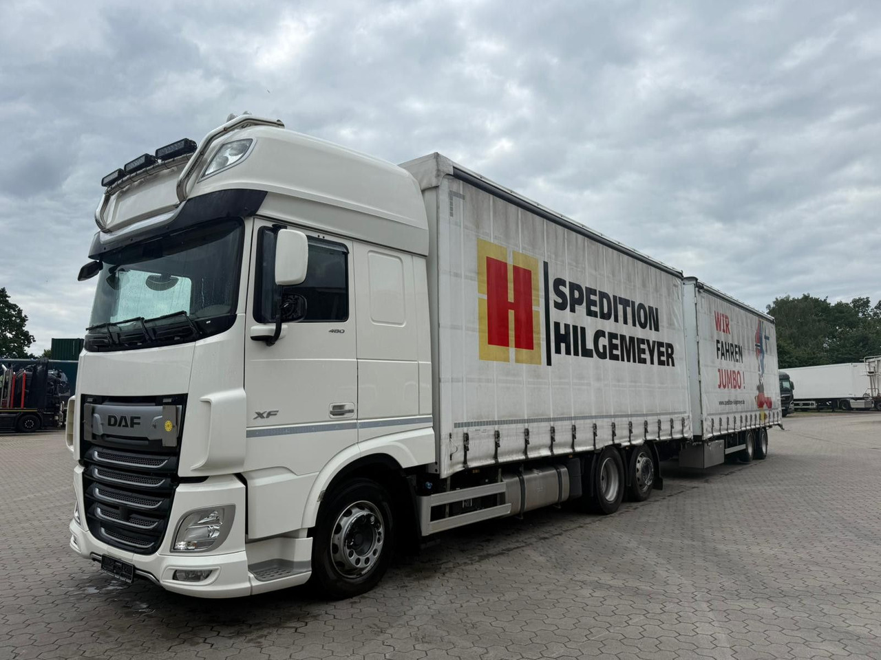 DAF XF 480 FAN LowDeck 6x2 Jumbo Inklusive Anhänger - Tent veoauto: pilt 2 DAF XF 480 FAN LowDeck 6x2 Jumbo Inklusive Anhänger - Tent veoauto: pilt 2