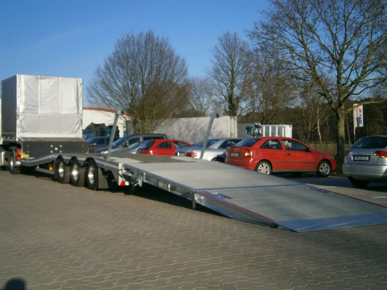 Gabelstaplertransporter Tiefbett Rampen - Madal platvormpoolhaagis: pilt 5 Gabelstaplertransporter Tiefbett Rampen - Madal platvormpoolhaagis: pilt 5