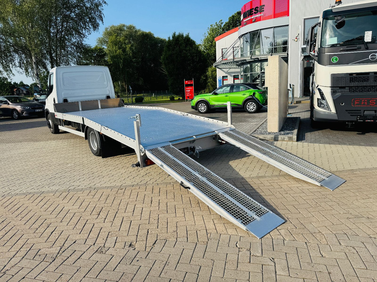 Iveco 70C18HA, Maschinen & Arbeitsbühnentrans. 2940kg! - Puksiirauto: pilt 5 Iveco 70C18HA, Maschinen & Arbeitsbühnentrans. 2940kg! - Puksiirauto: pilt 5