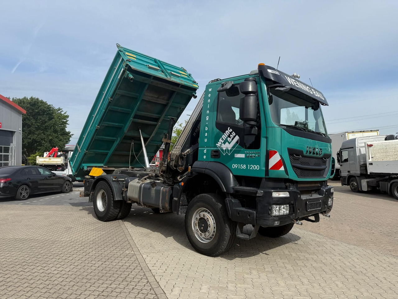 Iveco AD190 T/W Trakker 410 4x4 Allrad Kran KipperHIAB - Kallurauto, Kraanaga veoauto: pilt 2 Iveco AD190 T/W Trakker 410 4x4 Allrad Kran KipperHIAB - Kallurauto, Kraanaga veoauto: pilt 2