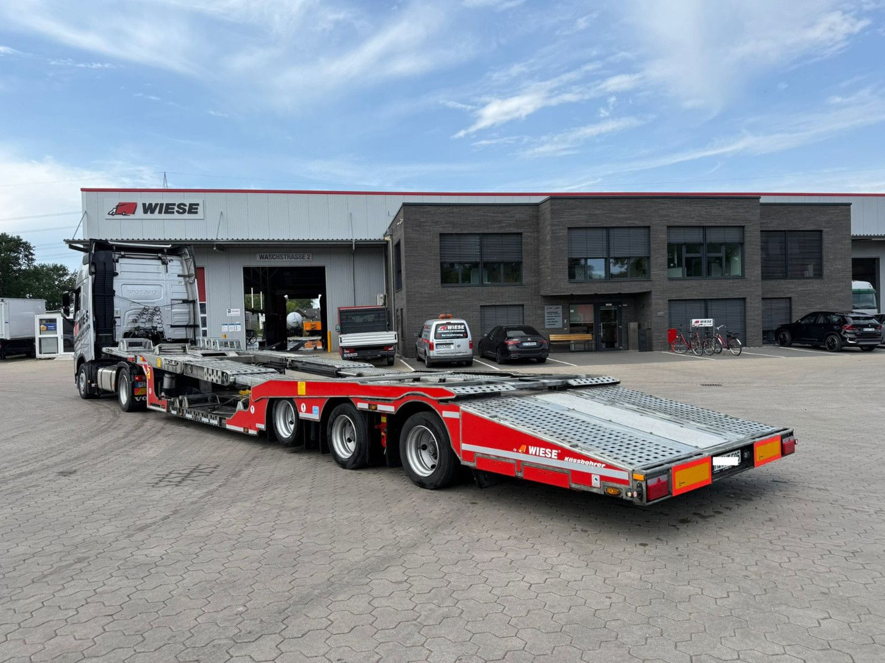 Kässbohrer K.SOK Truck/Car Transporter - Treilerpoolhaagis: pilt 1 Kässbohrer K.SOK Truck/Car Transporter - Treilerpoolhaagis: pilt 1