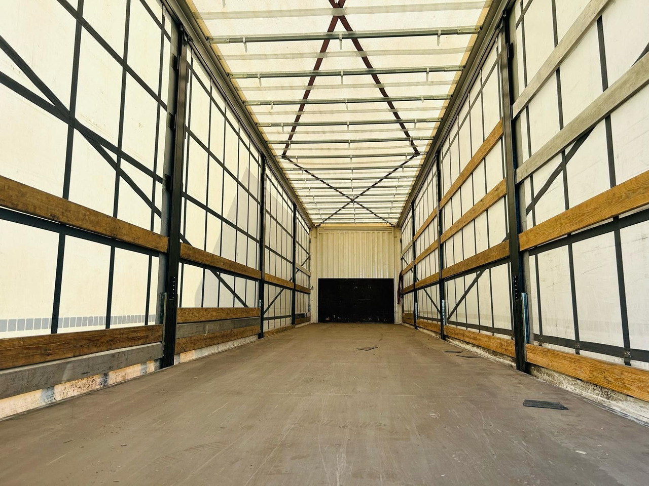 Kässbohrer Schiebeplanen Auflieger - Tentpoolhaagis: pilt 5 Kässbohrer Schiebeplanen Auflieger - Tentpoolhaagis: pilt 5