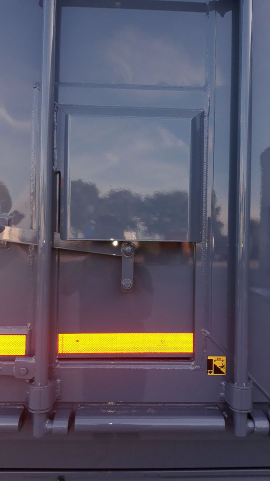 Knapen 70 m³ AGRAR-Schubboden leicht SOFORT VERFÜGBAR - Kõndimisalaga poolhaagised: pilt 4 Knapen 70 m³ AGRAR-Schubboden leicht SOFORT VERFÜGBAR - Kõndimisalaga poolhaagised: pilt 4