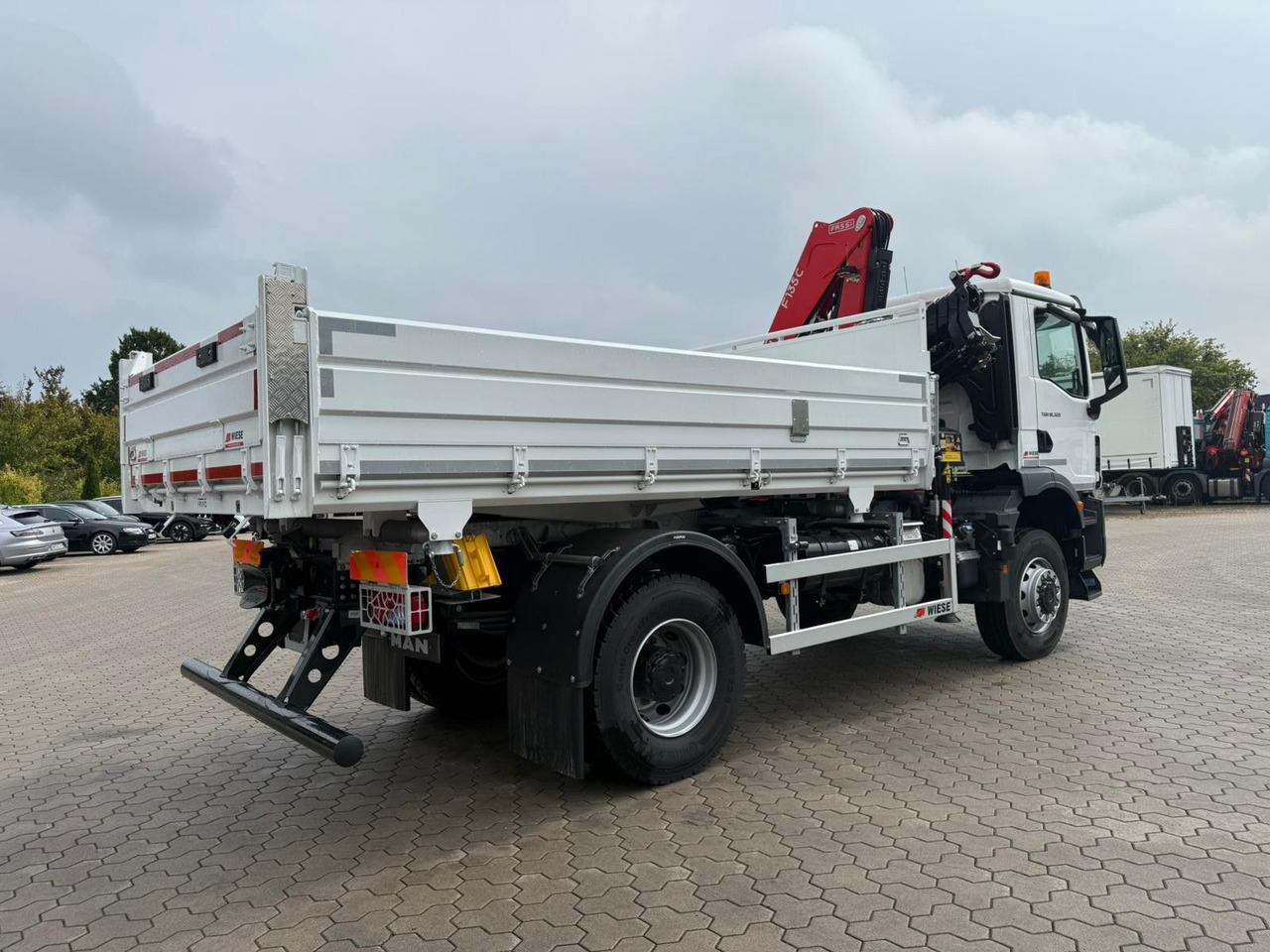 MAN 18.320 4x4 mit Fassi Ladekran Sofort Verfügbar - Kraanaga veoauto: pilt 4 MAN 18.320 4x4 mit Fassi Ladekran Sofort Verfügbar - Kraanaga veoauto: pilt 4