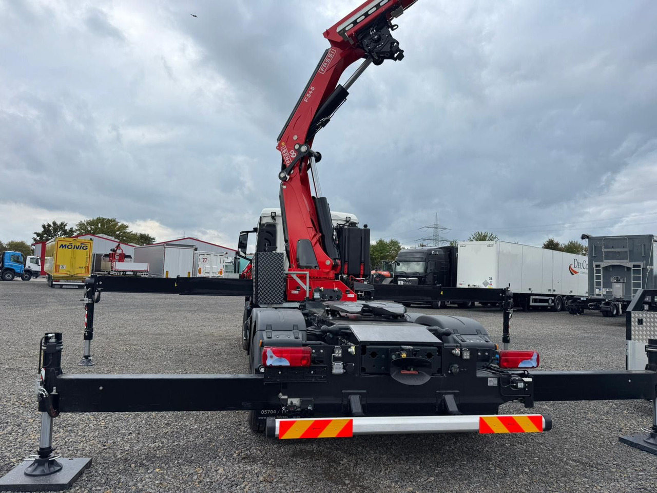 MAN 26.470 6x4-4 Hydrodrive Fassi Kran F545 Jib - Kraanaga veoauto: pilt 3 MAN 26.470 6x4-4 Hydrodrive Fassi Kran F545 Jib - Kraanaga veoauto: pilt 3