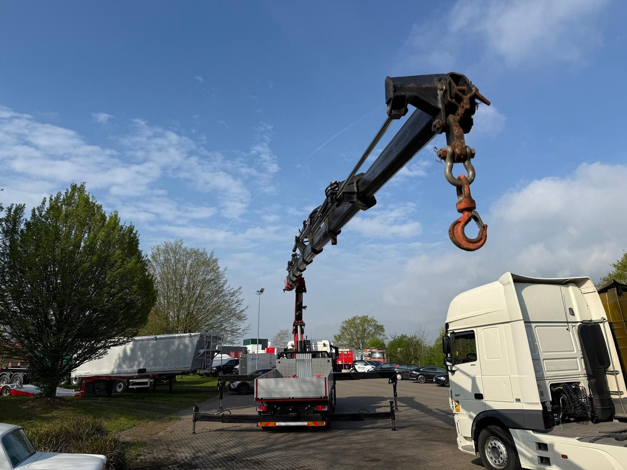 MAN 35.520 8x4 mit Kran Fassi F800 RA2.28 - Kraanaga veoauto: pilt 4 MAN 35.520 8x4 mit Kran Fassi F800 RA2.28 - Kraanaga veoauto: pilt 4