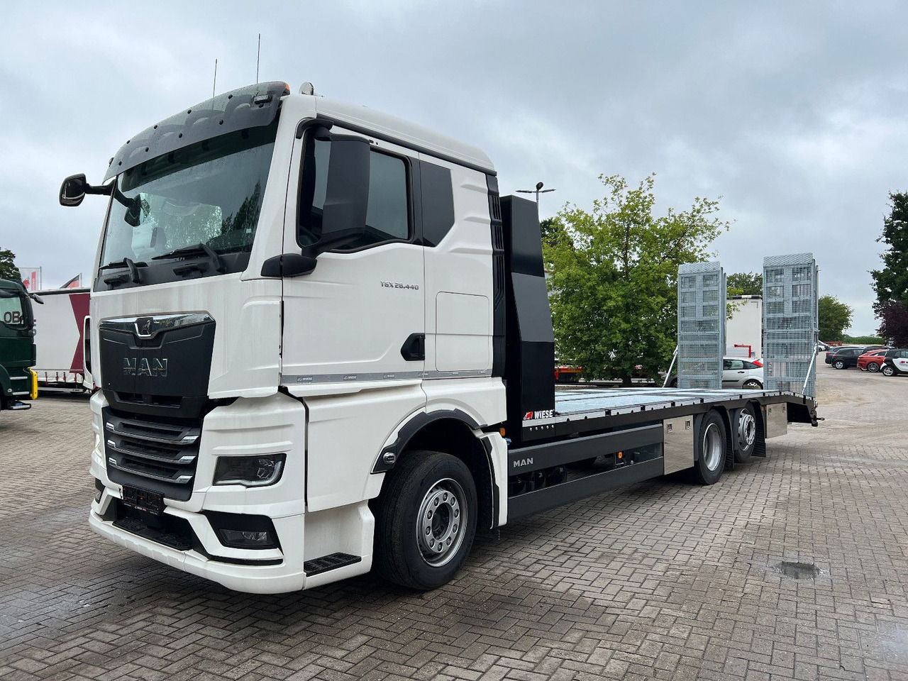 MAN Baumaschinen- Arbeitsbühnentransporter Rampen - Puksiirauto: pilt 5 MAN Baumaschinen- Arbeitsbühnentransporter Rampen - Puksiirauto: pilt 5