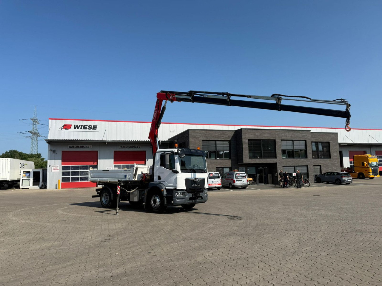 MAN TGM 18.320 4x2 BB mit Fassi F135 Kipper Kran - Kallurauto, Kraanaga veoauto: pilt 2 MAN TGM 18.320 4x2 BB mit Fassi F135 Kipper Kran - Kallurauto, Kraanaga veoauto: pilt 2