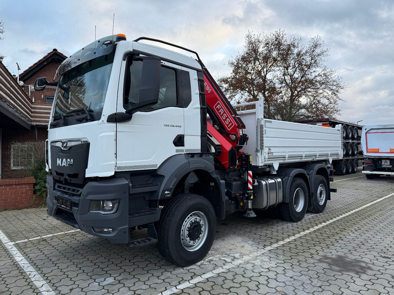 MAN TGS 26.400 6x4 Krankipper Fassi/SOFORT VERFÜGBAR - Kraanaga veoauto: pilt 3 MAN TGS 26.400 6x4 Krankipper Fassi/SOFORT VERFÜGBAR - Kraanaga veoauto: pilt 3