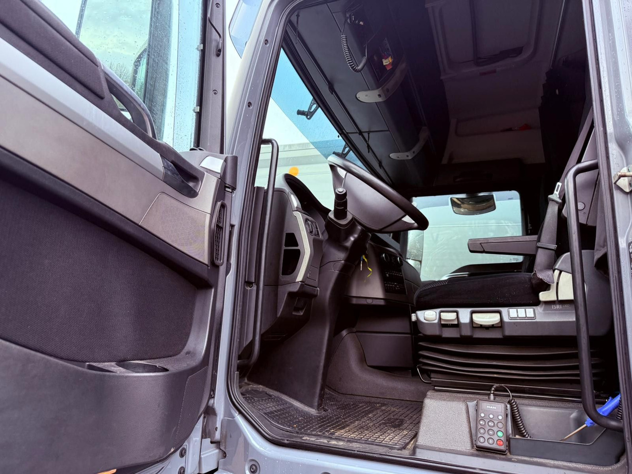 MAN TGX 18.440 LL Volumen LKW mit Staplerhalterung MAN TGX 18.440 LL Volumen LKW mit Staplerhalterung - Tent veoauto: pilt 5 MAN TGX 18.440 LL Volumen LKW mit Staplerhalterung MAN TGX 18.440 LL Volumen LKW mit Staplerhalterung - Tent veoauto: pilt 5