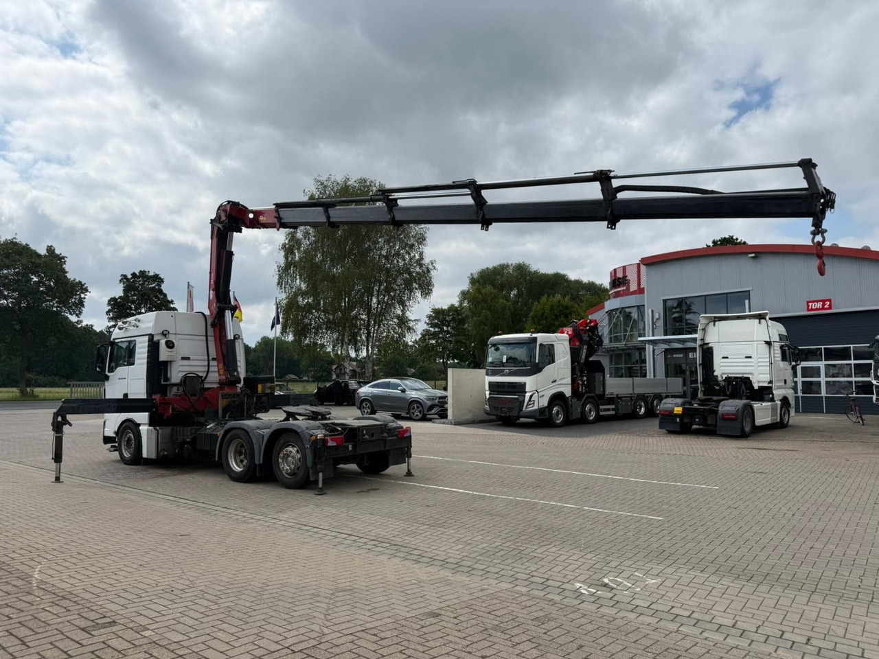 MAN TGX 26.440 6x2 mit HMF 3000-5 Kran TÜV NEU - Kraanaga veoauto: pilt 3 MAN TGX 26.440 6x2 mit HMF 3000-5 Kran TÜV NEU - Kraanaga veoauto: pilt 3