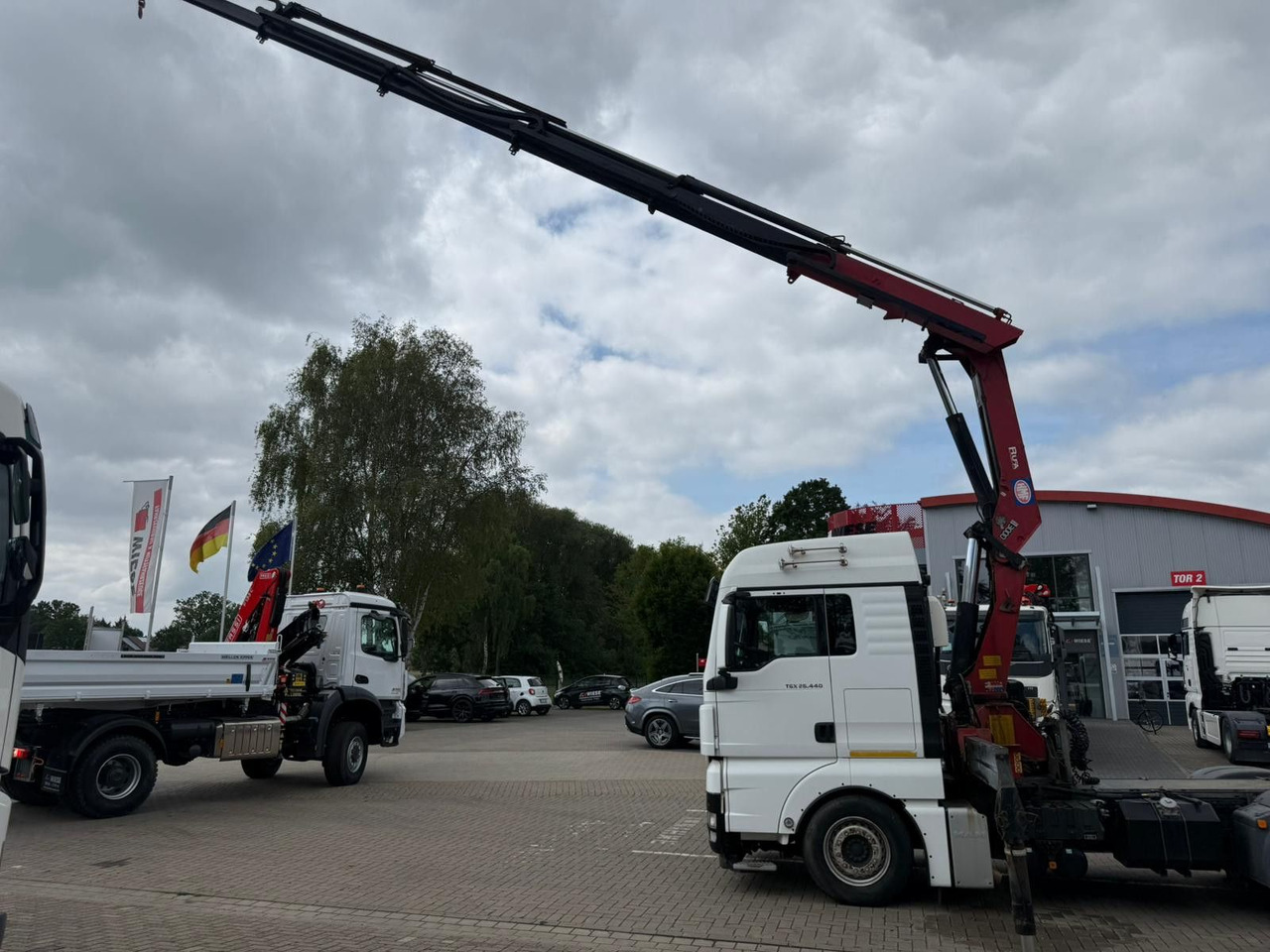 MAN TGX 26.440 6x2 mit HMF 3000-5 Kran TÜV NEU - Kraanaga veoauto: pilt 5 MAN TGX 26.440 6x2 mit HMF 3000-5 Kran TÜV NEU - Kraanaga veoauto: pilt 5