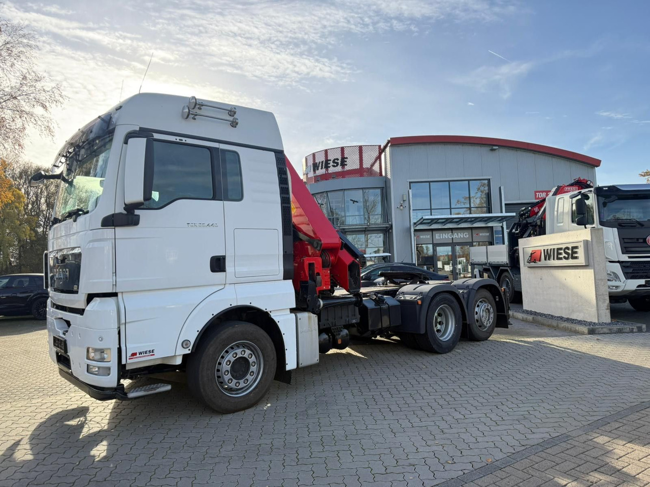 MAN TGX 26.440 6x2 mit HMF 3000-5 Kran Top Zustand - Kraanaga veoauto: pilt 5 MAN TGX 26.440 6x2 mit HMF 3000-5 Kran Top Zustand - Kraanaga veoauto: pilt 5