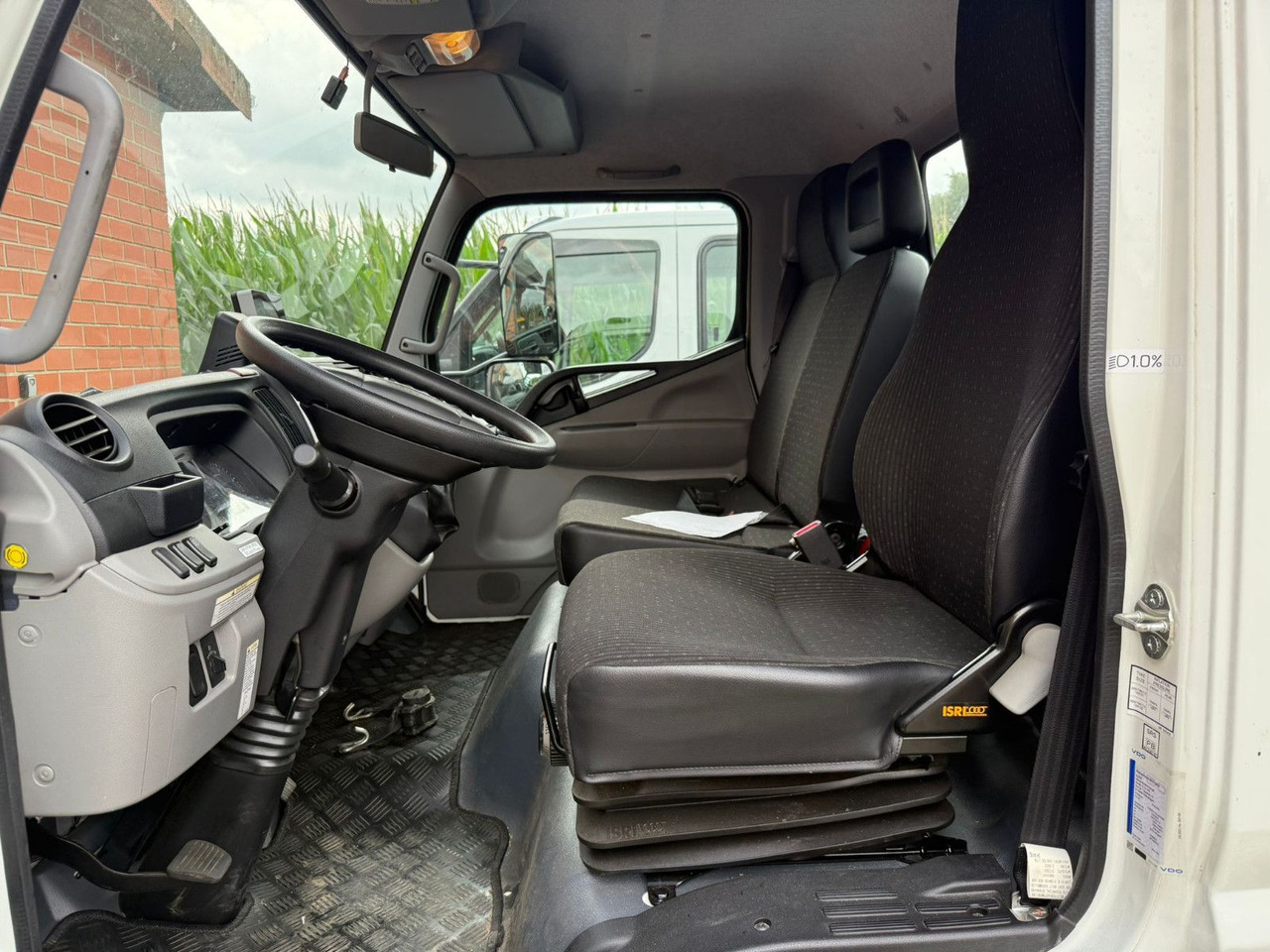 Mitsubishi Fuso Canter 7C18 Arbeitsbühnentransporter - Puksiirauto: pilt 2 Mitsubishi Fuso Canter 7C18 Arbeitsbühnentransporter - Puksiirauto: pilt 2