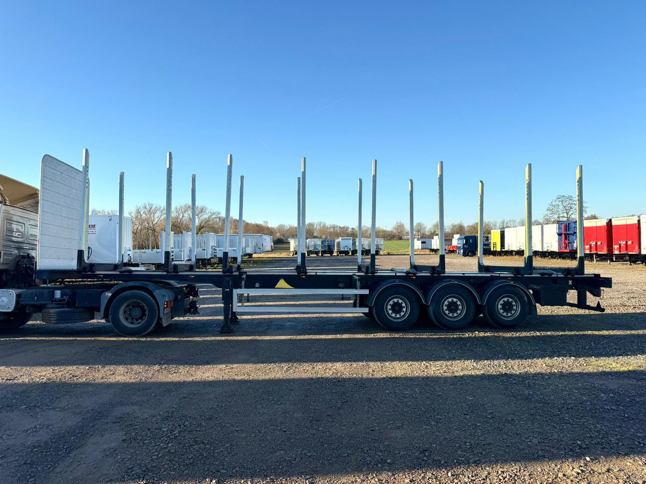 PAVIC Holzauflieger mit Schemel und Rungen - Metsaveo poolhaagis: pilt 5 PAVIC Holzauflieger mit Schemel und Rungen - Metsaveo poolhaagis: pilt 5