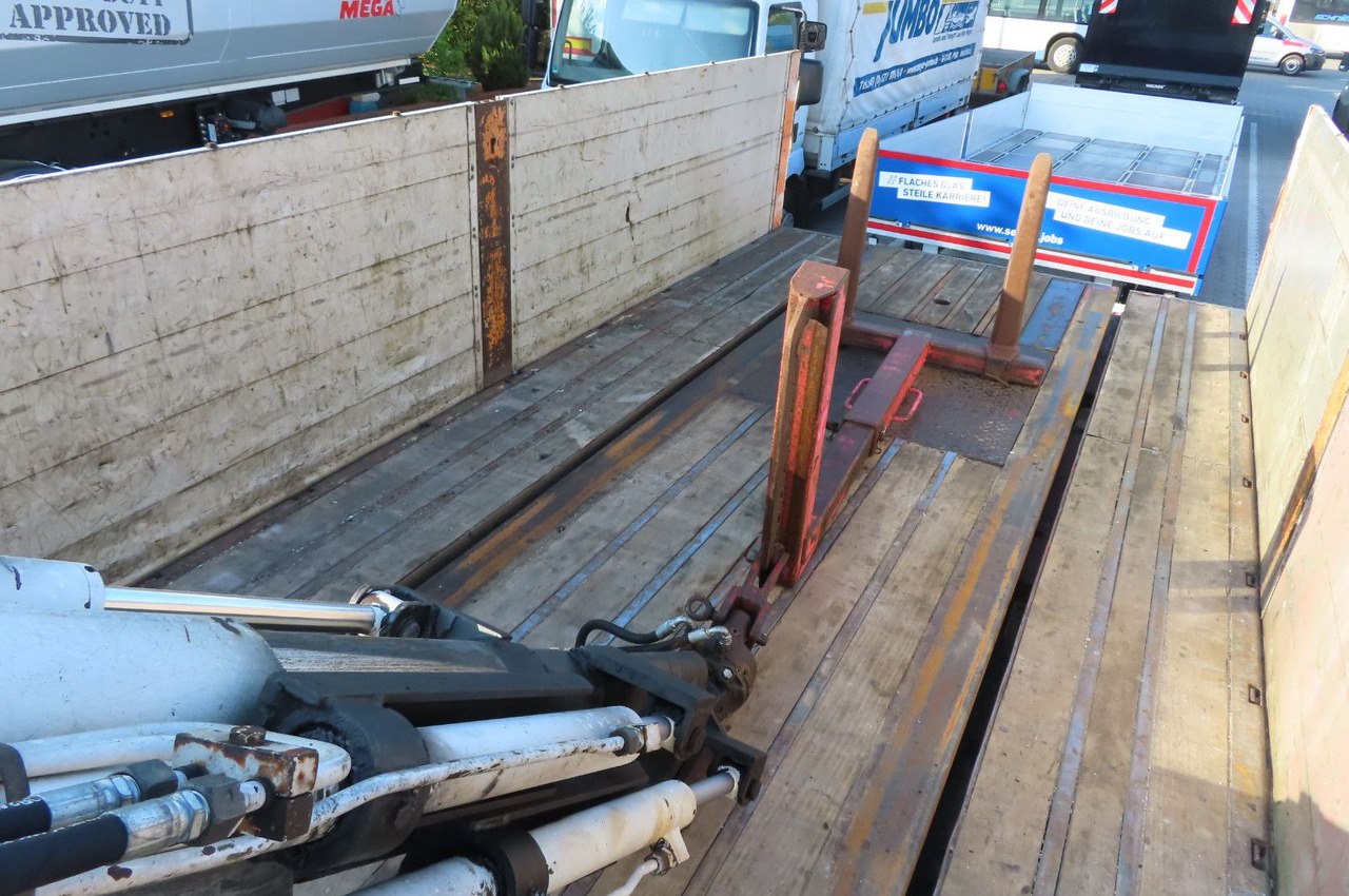 Rollkran Auflieger Kennis - Platvorm/ Madelpoolhaagis: pilt 3 Rollkran Auflieger Kennis - Platvorm/ Madelpoolhaagis: pilt 3