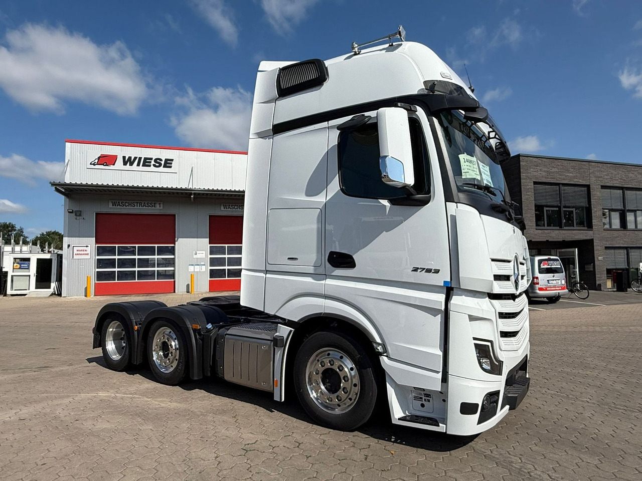 Mercedes-Benz Actros 2753 GigaSpace L 6x2 Lowliner TrendLine - Sadulveok: pilt 2 Mercedes-Benz Actros 2753 GigaSpace L 6x2 Lowliner TrendLine - Sadulveok: pilt 2