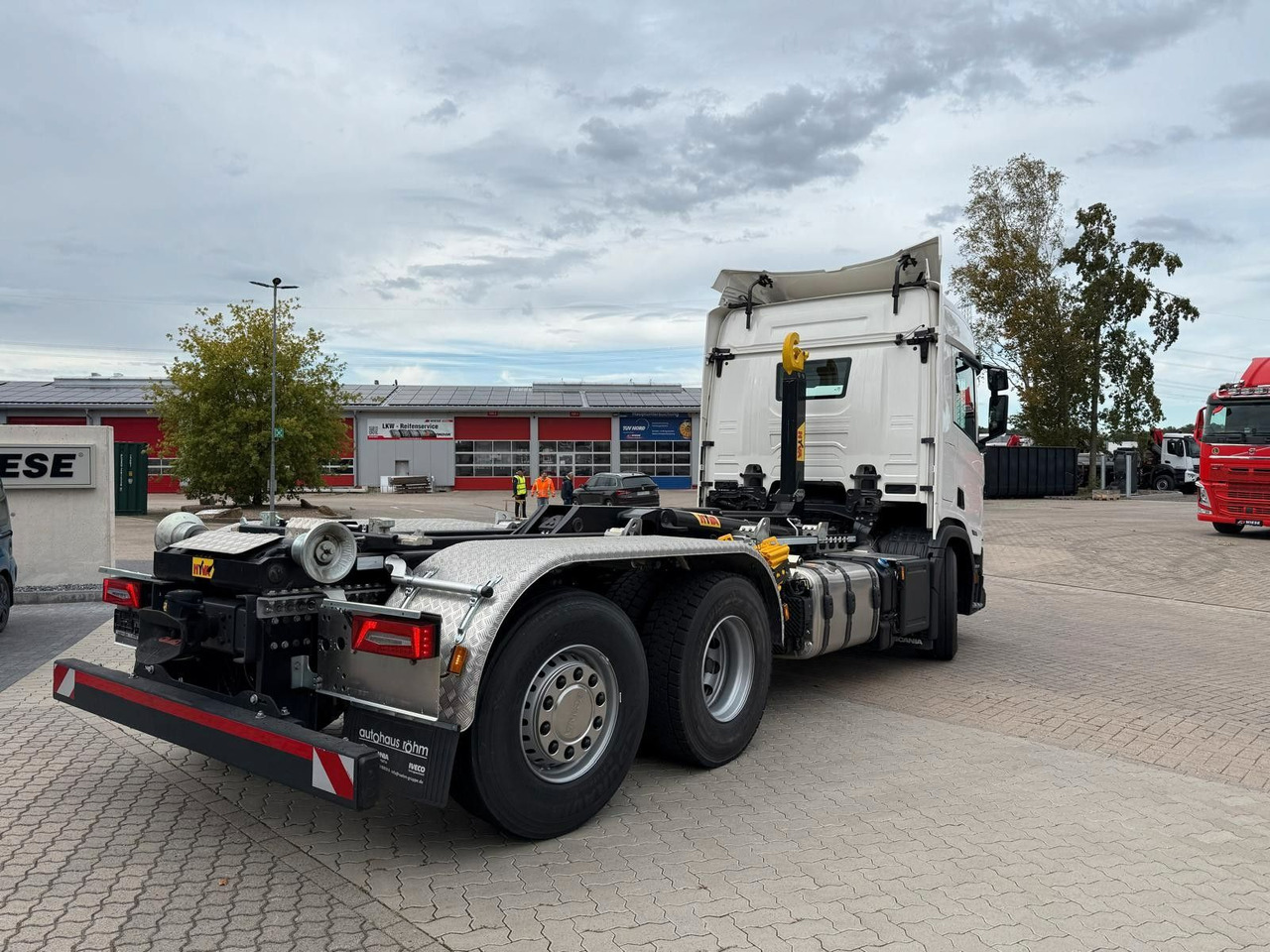 Scania R460 6x2 - Abrollkipper - Sofort Verfügbar! - Konkstõstukiga veoauto: pilt 3 Scania R460 6x2 - Abrollkipper - Sofort Verfügbar! - Konkstõstukiga veoauto: pilt 3