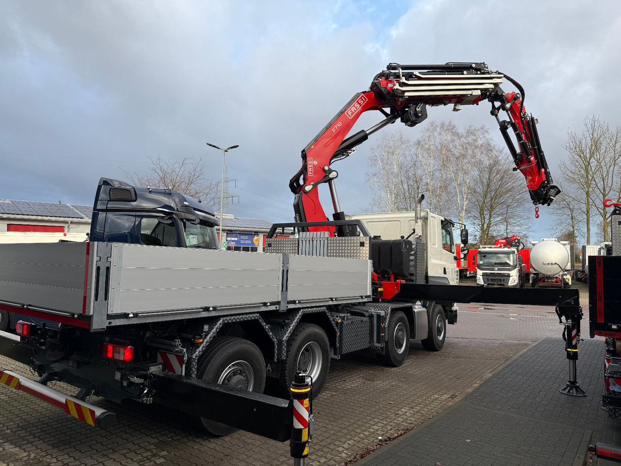 Tatra 41.500 8x8 Phoenix Fassi F710 Kran - Madelveok/ Platvormveok, Kraanaga veoauto: pilt 4 Tatra 41.500 8x8 Phoenix Fassi F710 Kran - Madelveok/ Platvormveok, Kraanaga veoauto: pilt 4