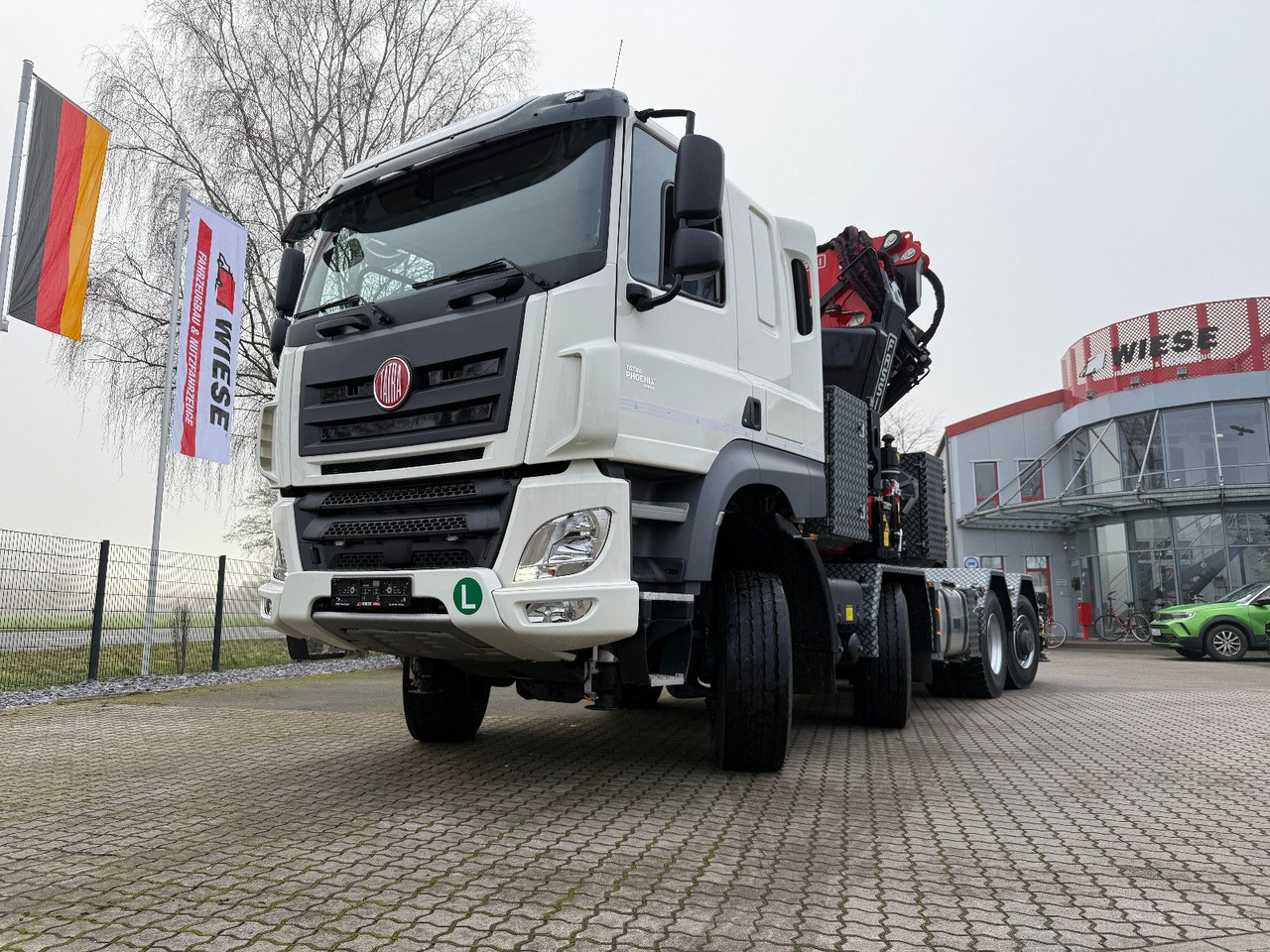 Tatra 41.500 8x8 Phoenix Fassi F710 Kran - Kraanaga veoauto: pilt 4 Tatra 41.500 8x8 Phoenix Fassi F710 Kran - Kraanaga veoauto: pilt 4