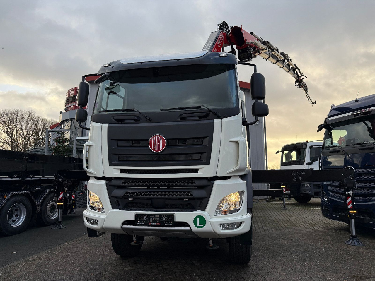 Kraanaga veoauto Tatra 41.500 8x8 Phoenix Fassi F710 Kran: pilt 13