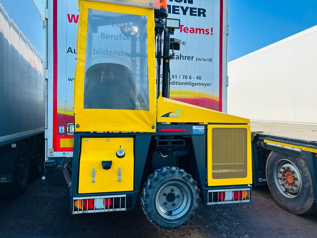 Terberg Kinglifter TKL-S-3x3 1.500 kg - Veoautol põhinev kahveltõstuk: pilt 2 Terberg Kinglifter TKL-S-3x3 1.500 kg - Veoautol põhinev kahveltõstuk: pilt 2