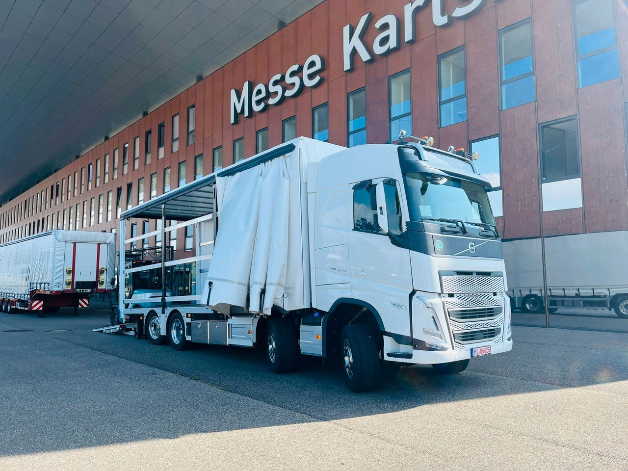 Volvo FH 500 Gabelstaplertransporter LBW Dhollandia 9t - Veoauto: pilt 3 Volvo FH 500 Gabelstaplertransporter LBW Dhollandia 9t - Veoauto: pilt 3