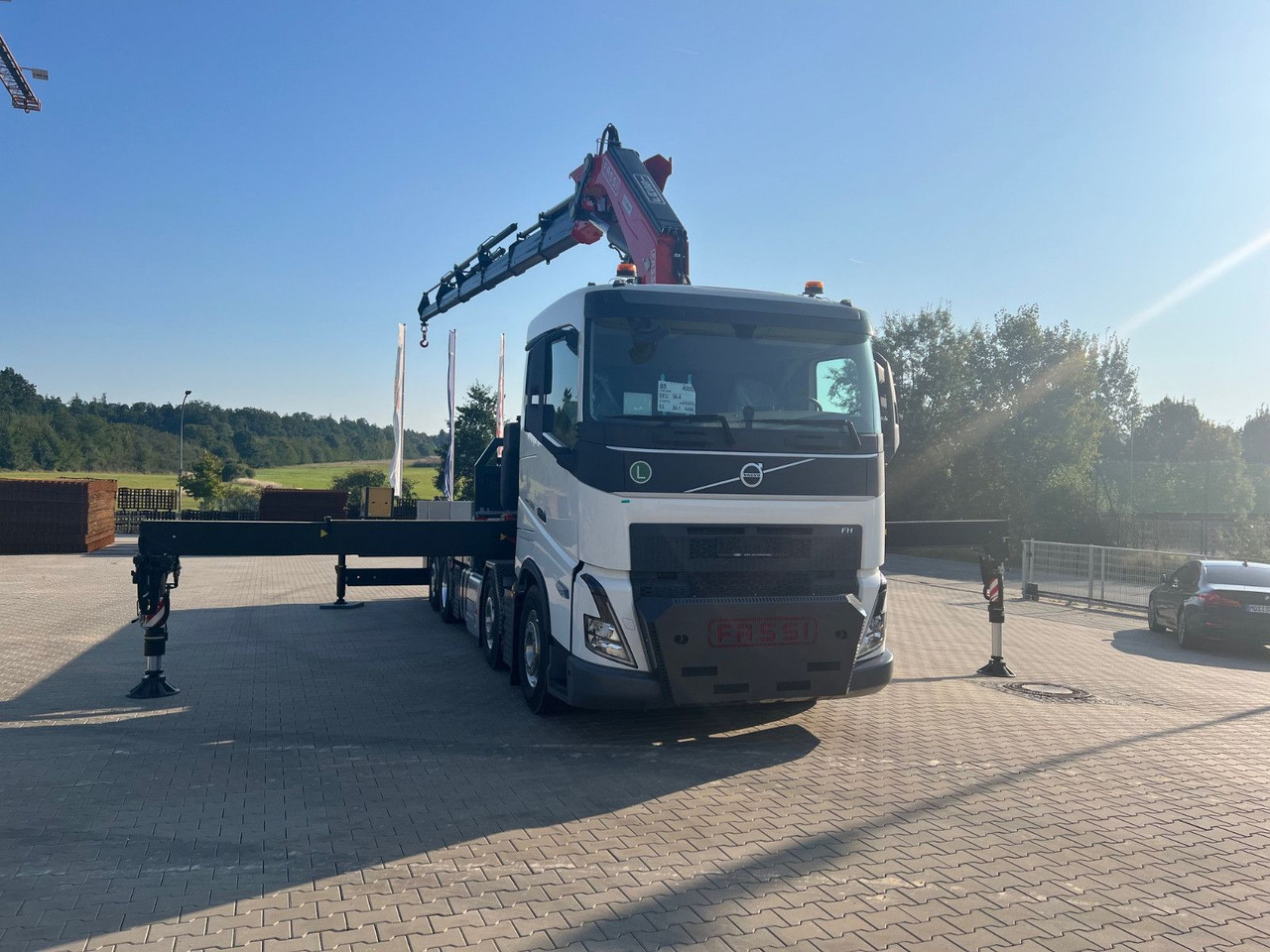 Volvo FH 500 8x2 Kran F710 RA2.26 - Kraanaga veoauto: pilt 2 Volvo FH 500 8x2 Kran F710 RA2.26 - Kraanaga veoauto: pilt 2