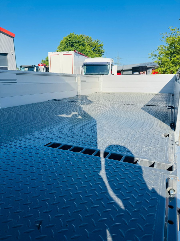 Volvo FH 500 8x2 mit F710RA.2.27 L426 und V20 Winde - Madelveok/ Platvormveok, Kraanaga veoauto: pilt 4 Volvo FH 500 8x2 mit F710RA.2.27 L426 und V20 Winde - Madelveok/ Platvormveok, Kraanaga veoauto: pilt 4