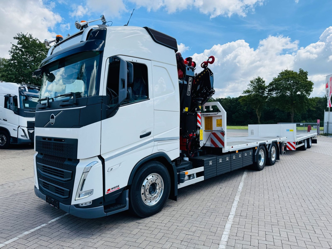 Volvo FH540 6x2 Containerpritsche mit F545RA.2.26 - Kraanaga veoauto: pilt 2 Volvo FH540 6x2 Containerpritsche mit F545RA.2.26 - Kraanaga veoauto: pilt 2
